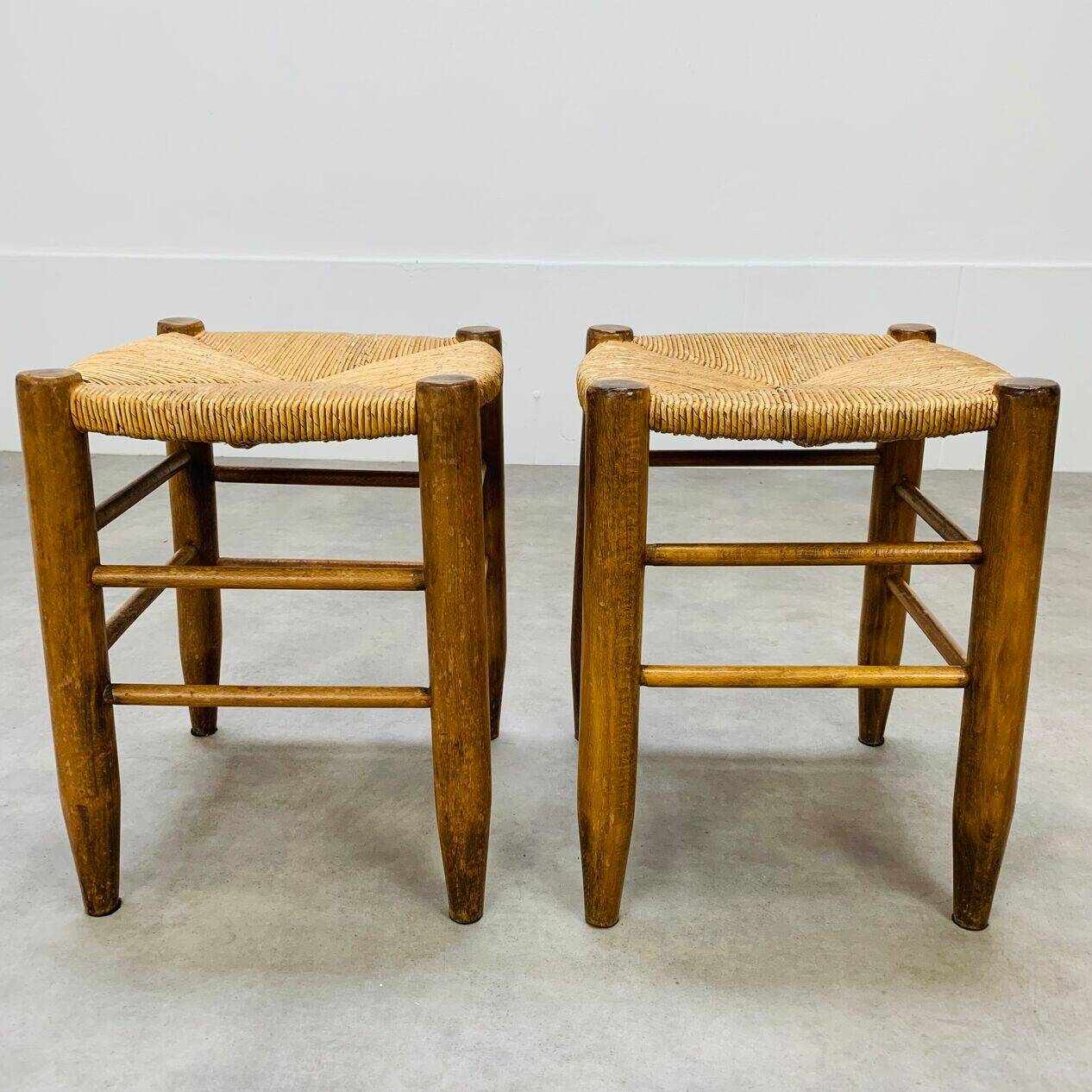 Pair of straw and wood stools, 1960s, neo-rustic style.