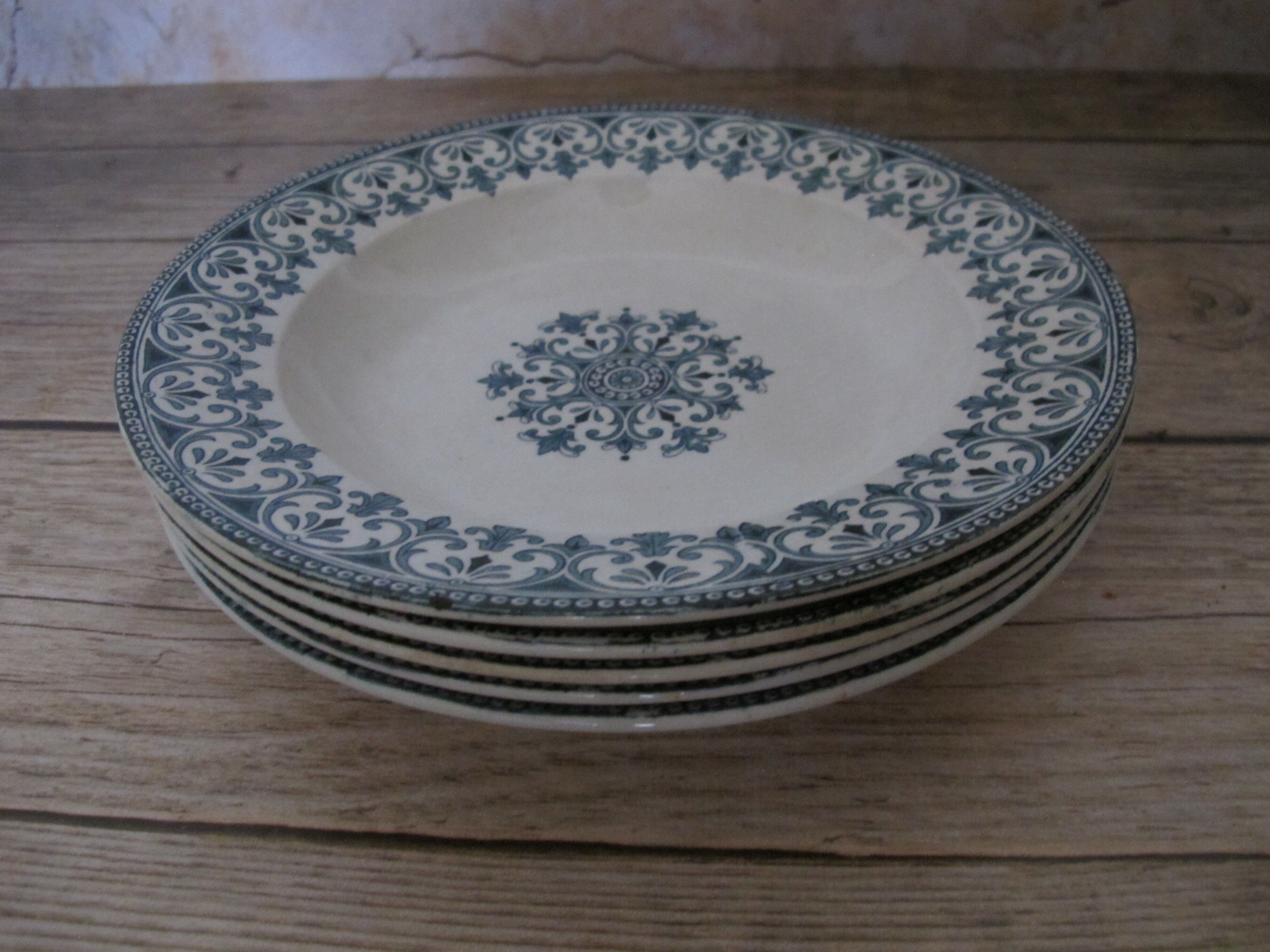 5 hollow plates in iron earth of Badonviller