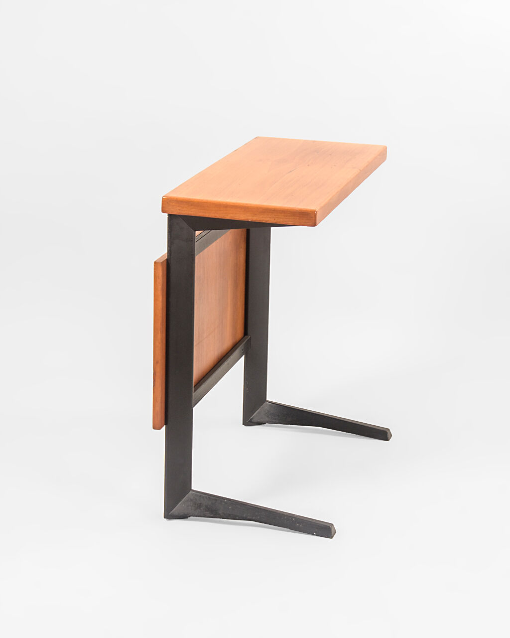 Linha Cortez Side Table by Daciano da Costa for Metalúrgica da Longra, 1970s