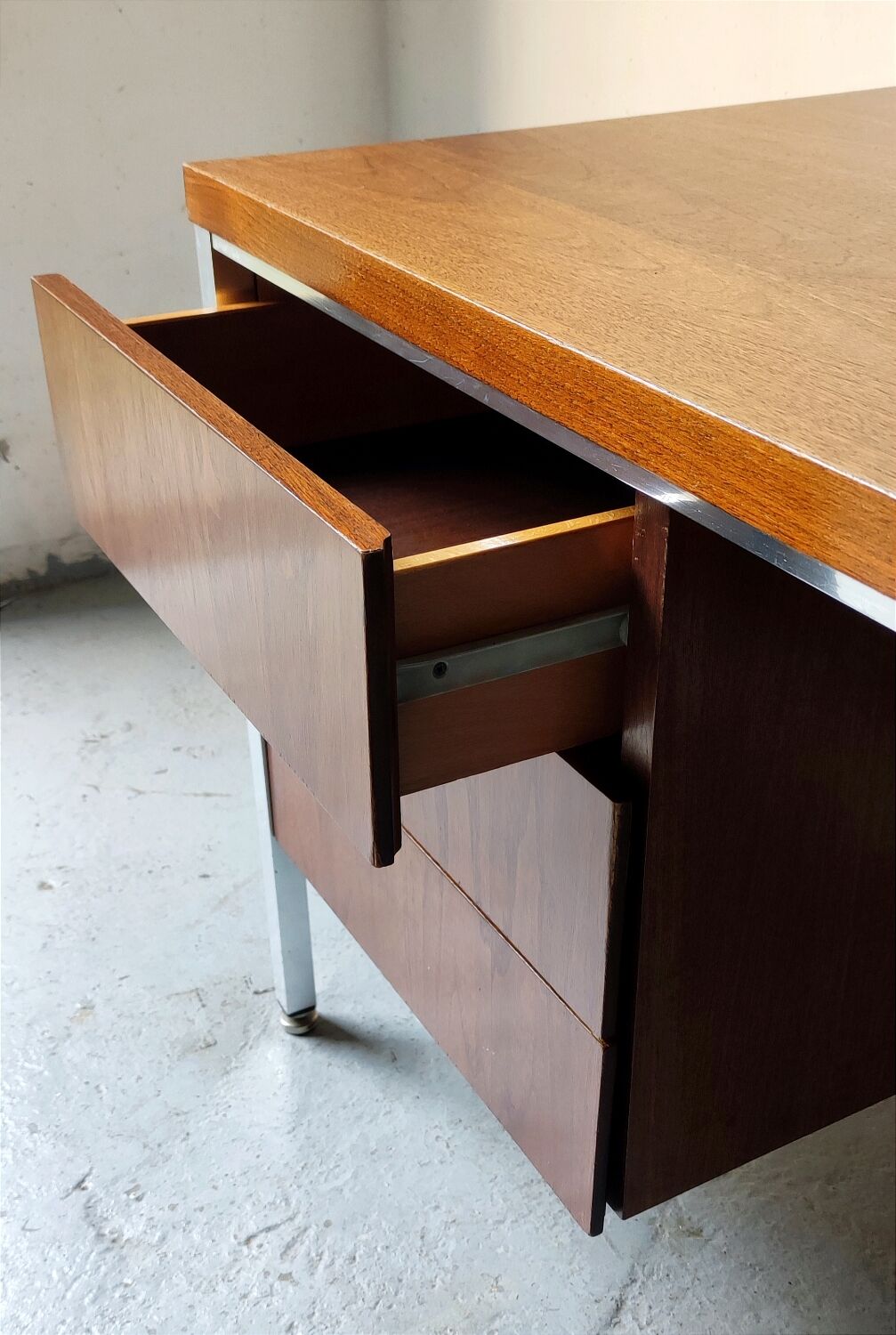 Bureau enfant de Georges Fridman EFA année 70