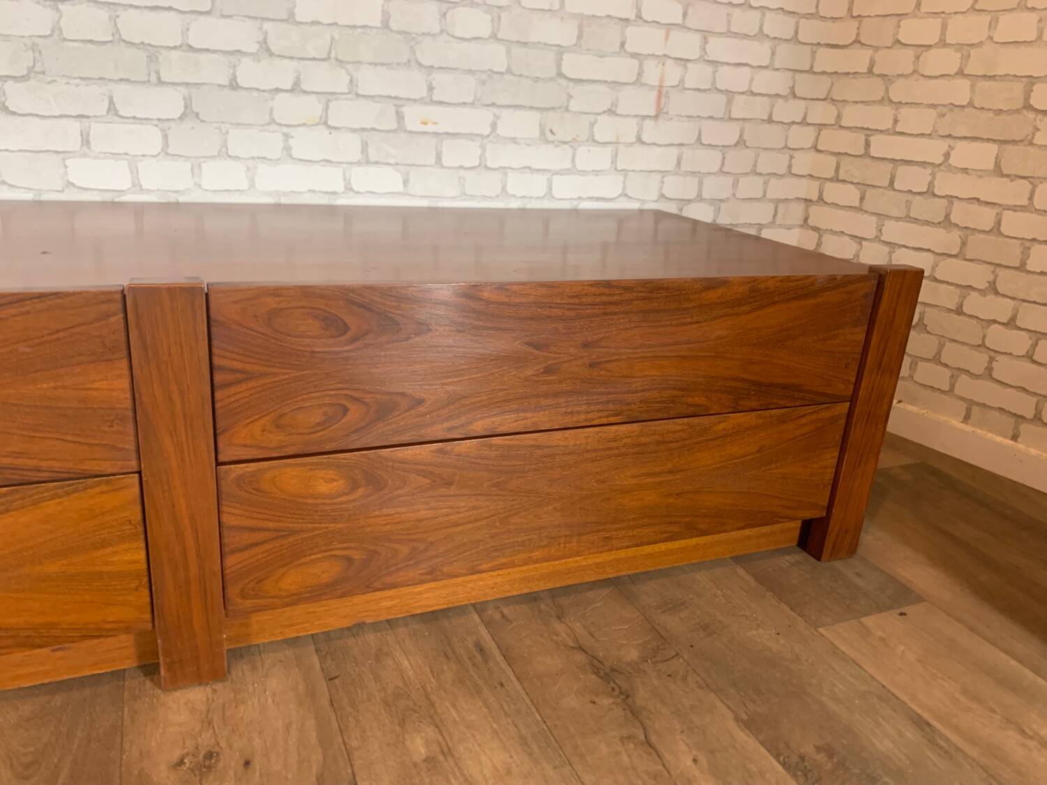 Low rosewood sideboard 1970