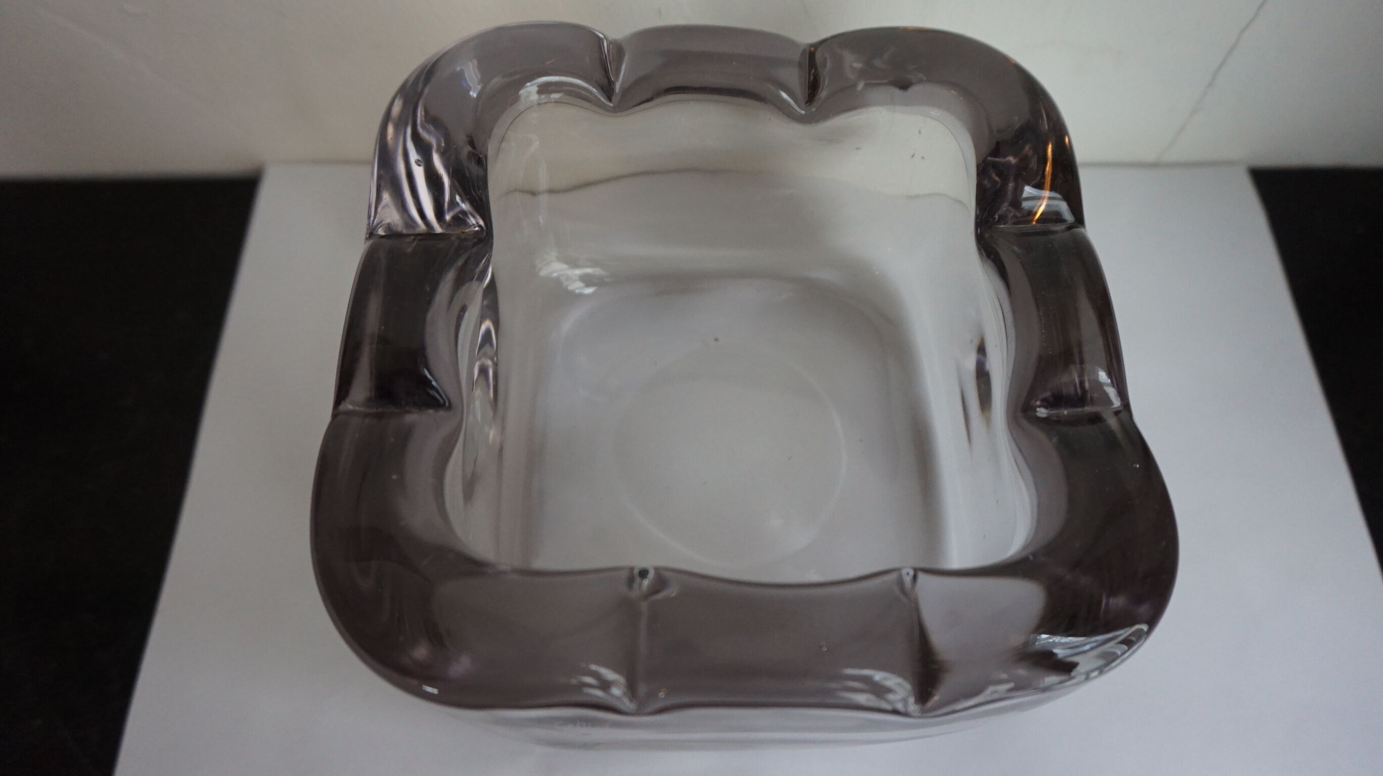 Empty Pocket Schneider