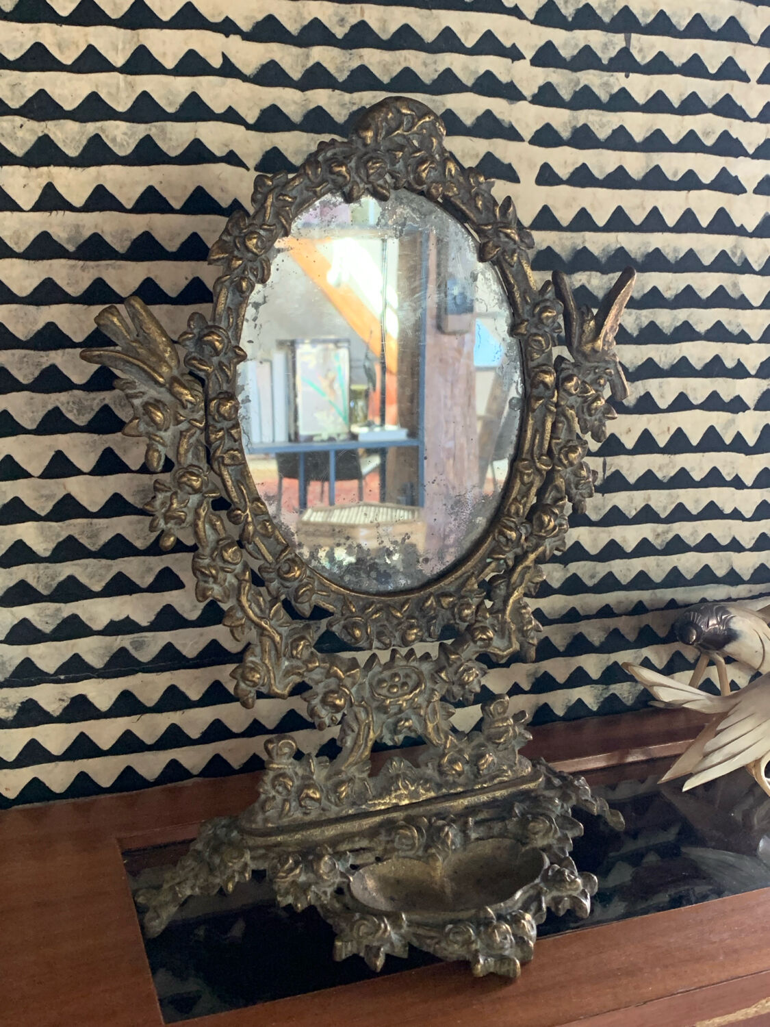 Psyche mirror in brass