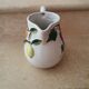 Carafe barbotine fruit