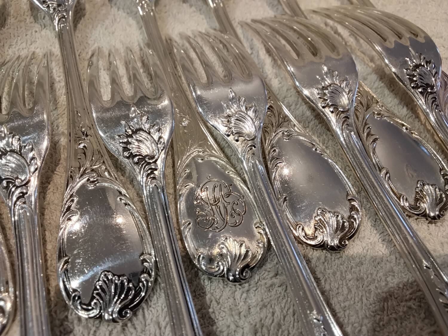 12 silver-plated dessert forks by Christofle Marly, 18.8cm