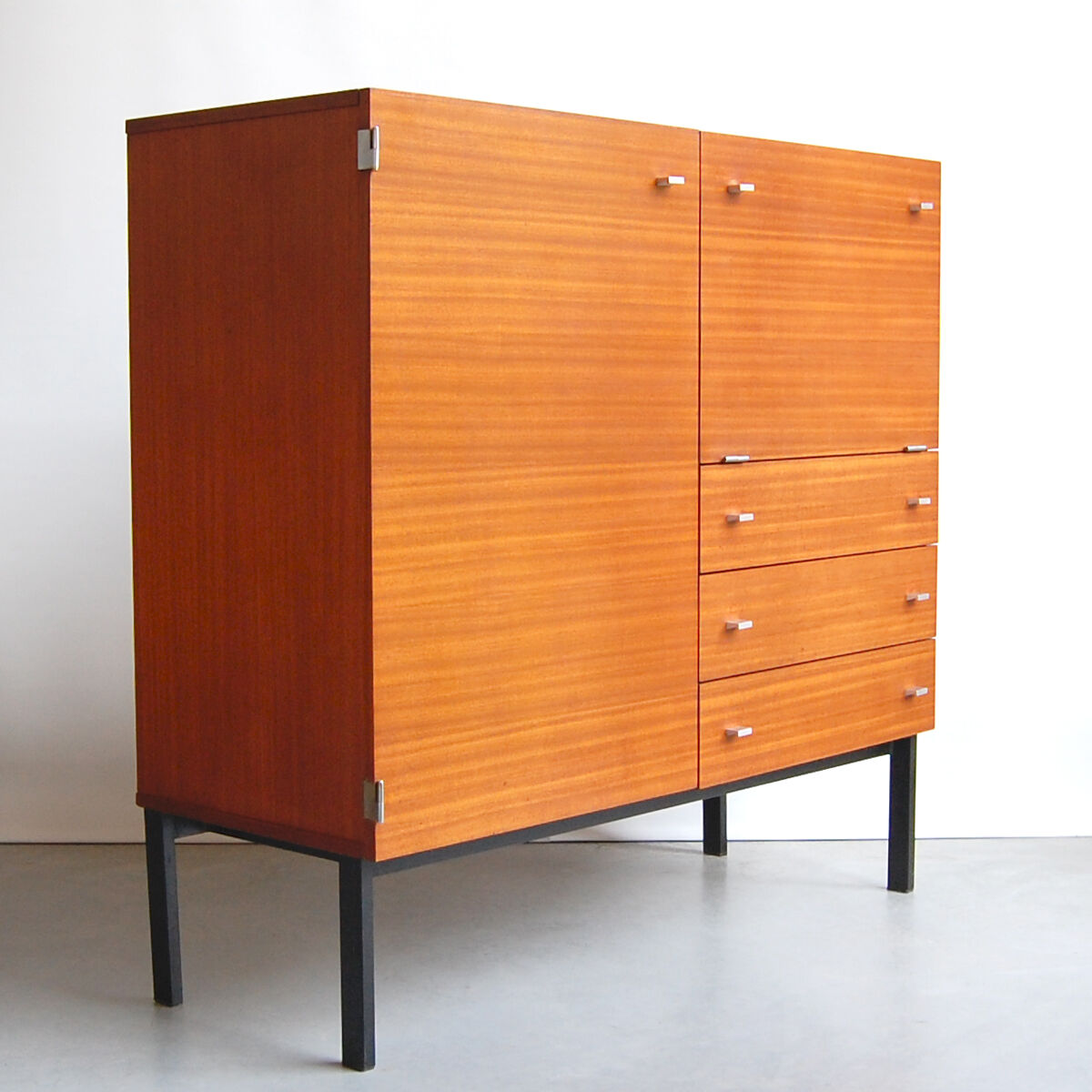 Furniture bar model "1293" by Pierre Guariche for Meurop