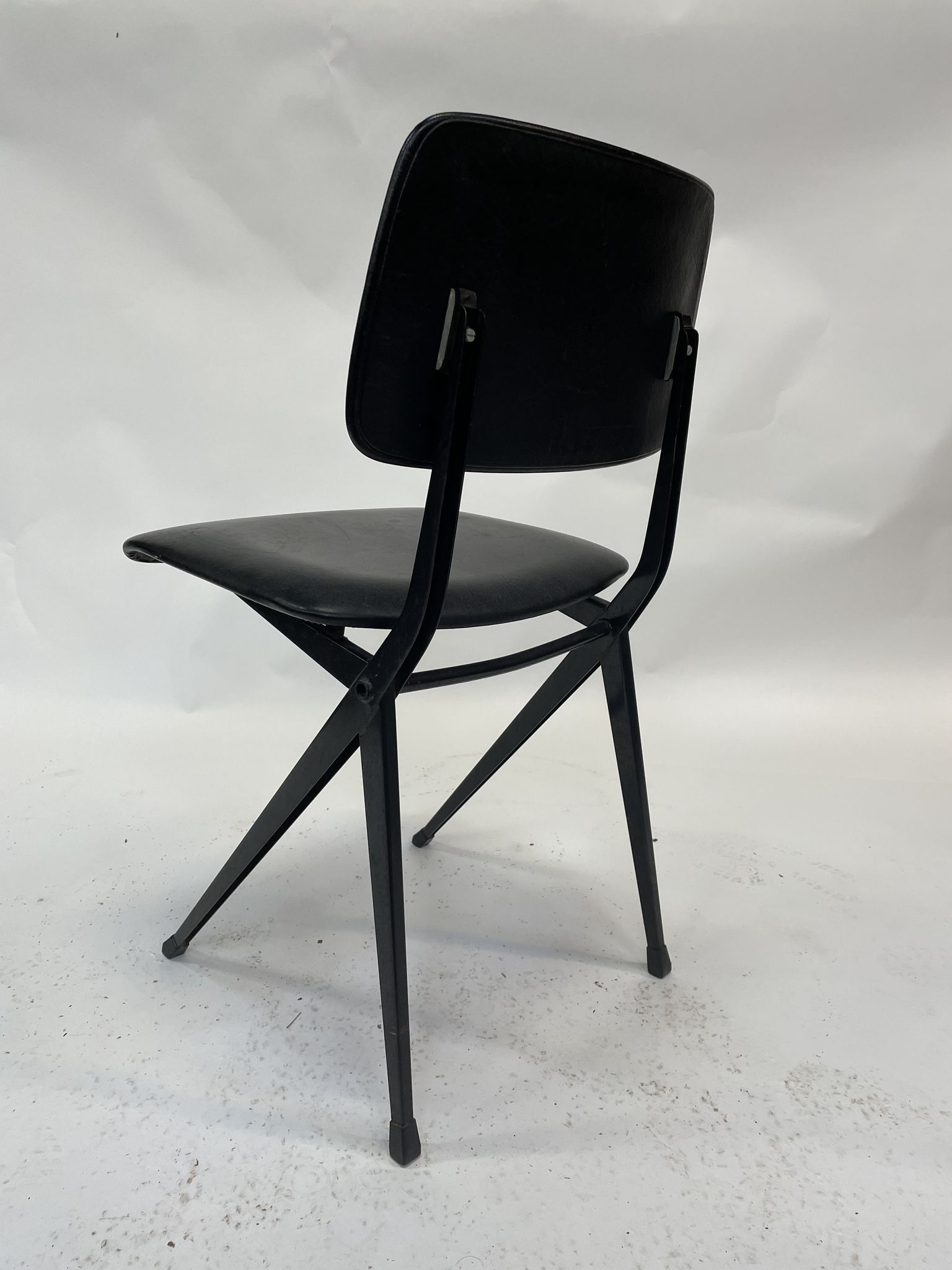 Mid Century Spin Chair 102 Ynske Kooistra for Marko Holland in Black