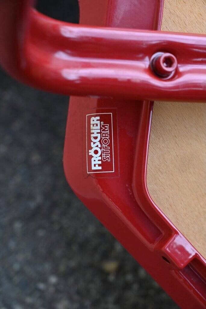 Set of 4 Design Chairs Rio Fröscher 1985 Postmodern Red Wood