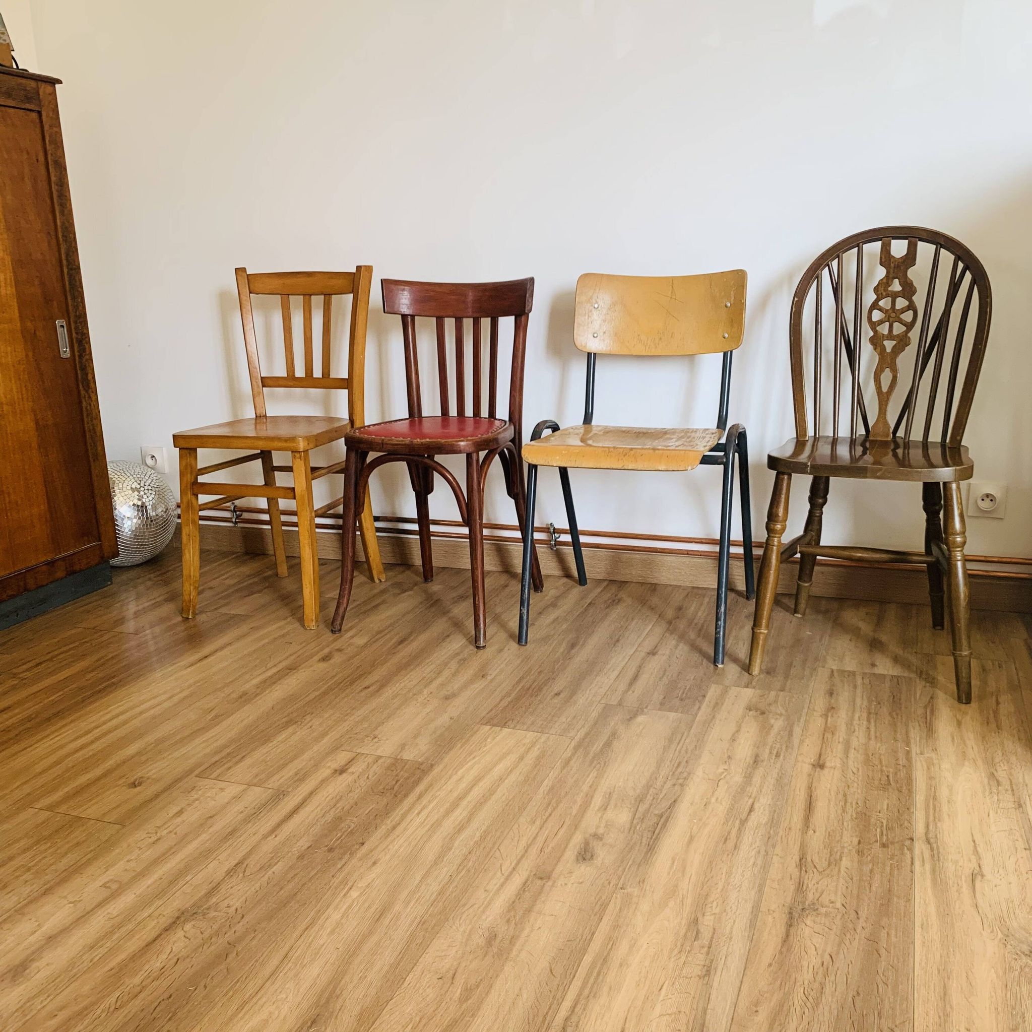 Set of 4 mismatched chairs