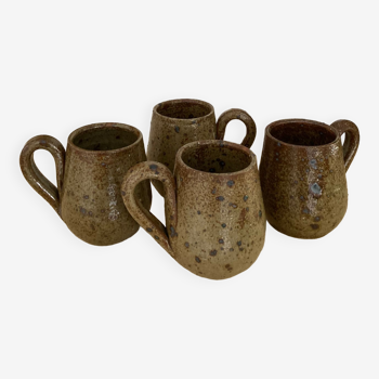 Set of 4 stoneware mugs