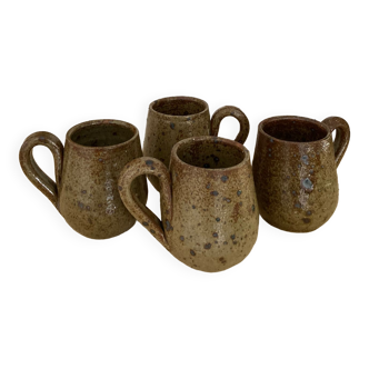 Set of 4 stoneware mugs