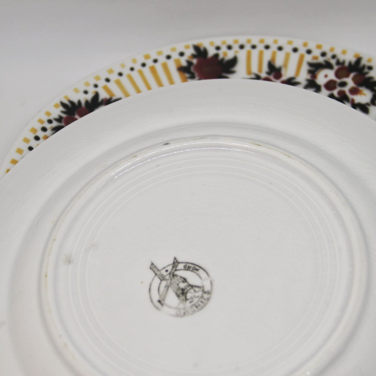 Set of 2 flat plates