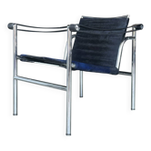 Fauteuil en peau de poney bleu et noir LC1 par Le Corbusier et al pour Cassina 1990
