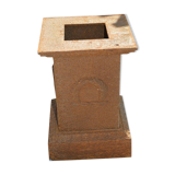 Cast iron base for medics or statue