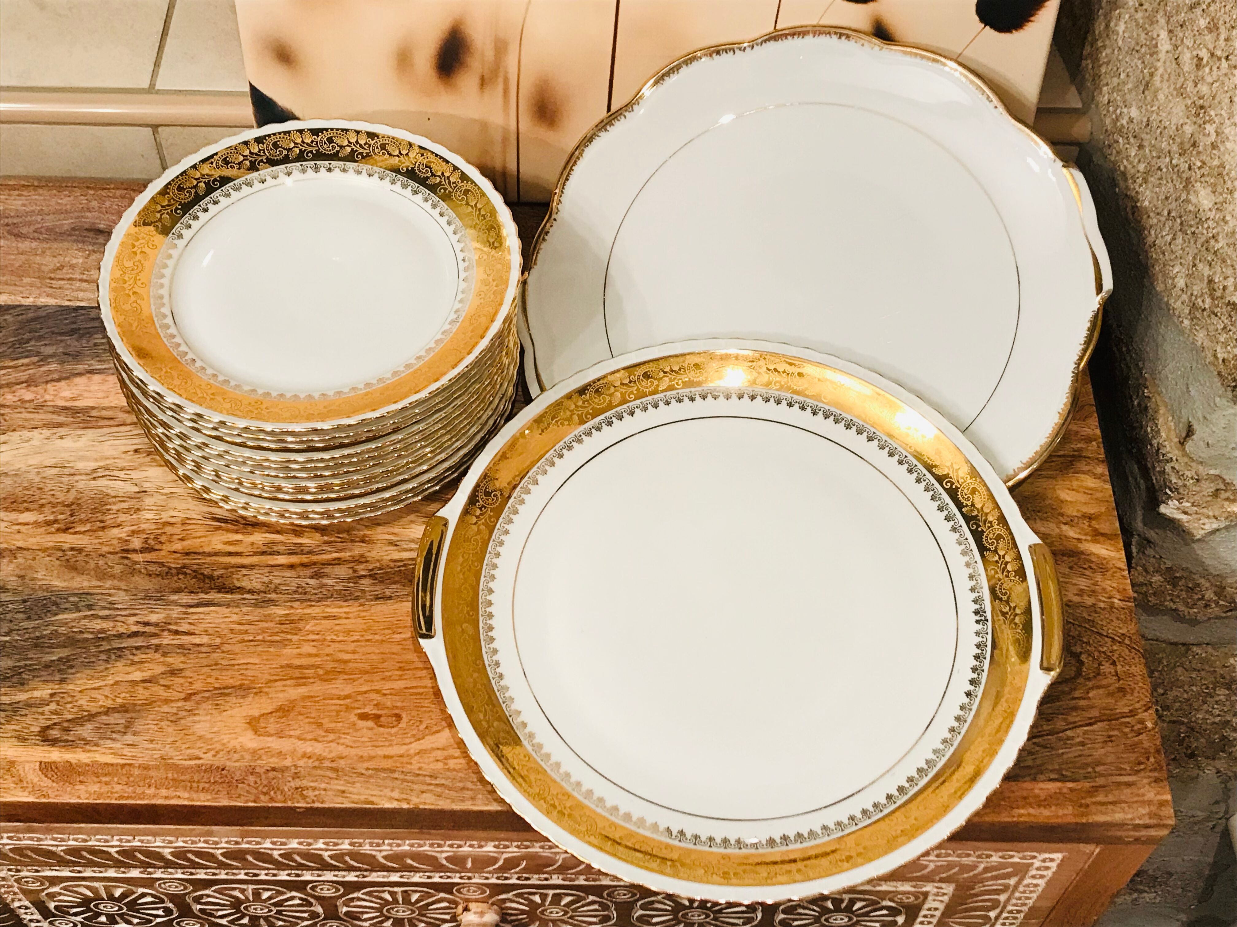 Service à dessert doré à l’or fin en porcelaine de Luxe Royal ADP