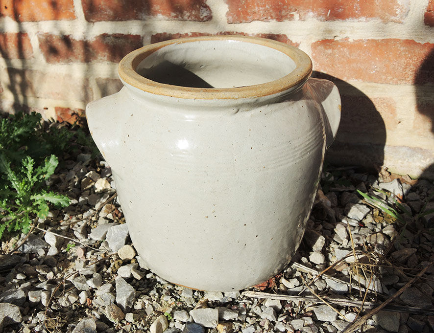 Old sandstone pot h 19 cm