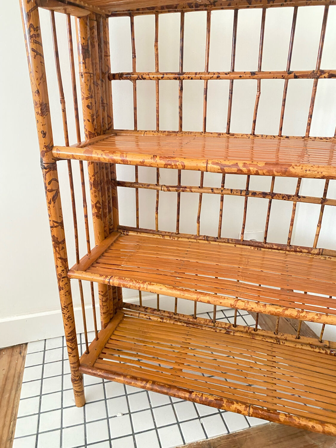 70's foldable bamboo shelf