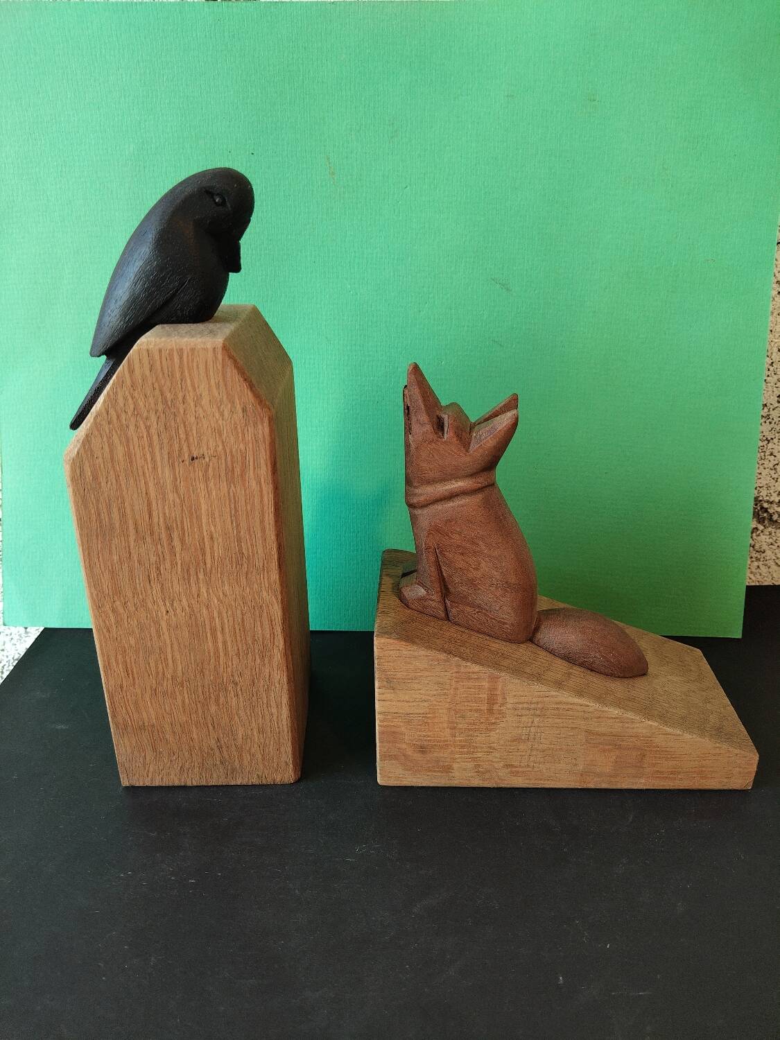 Pair of sculpted oak bookends – The Crow and the Fox