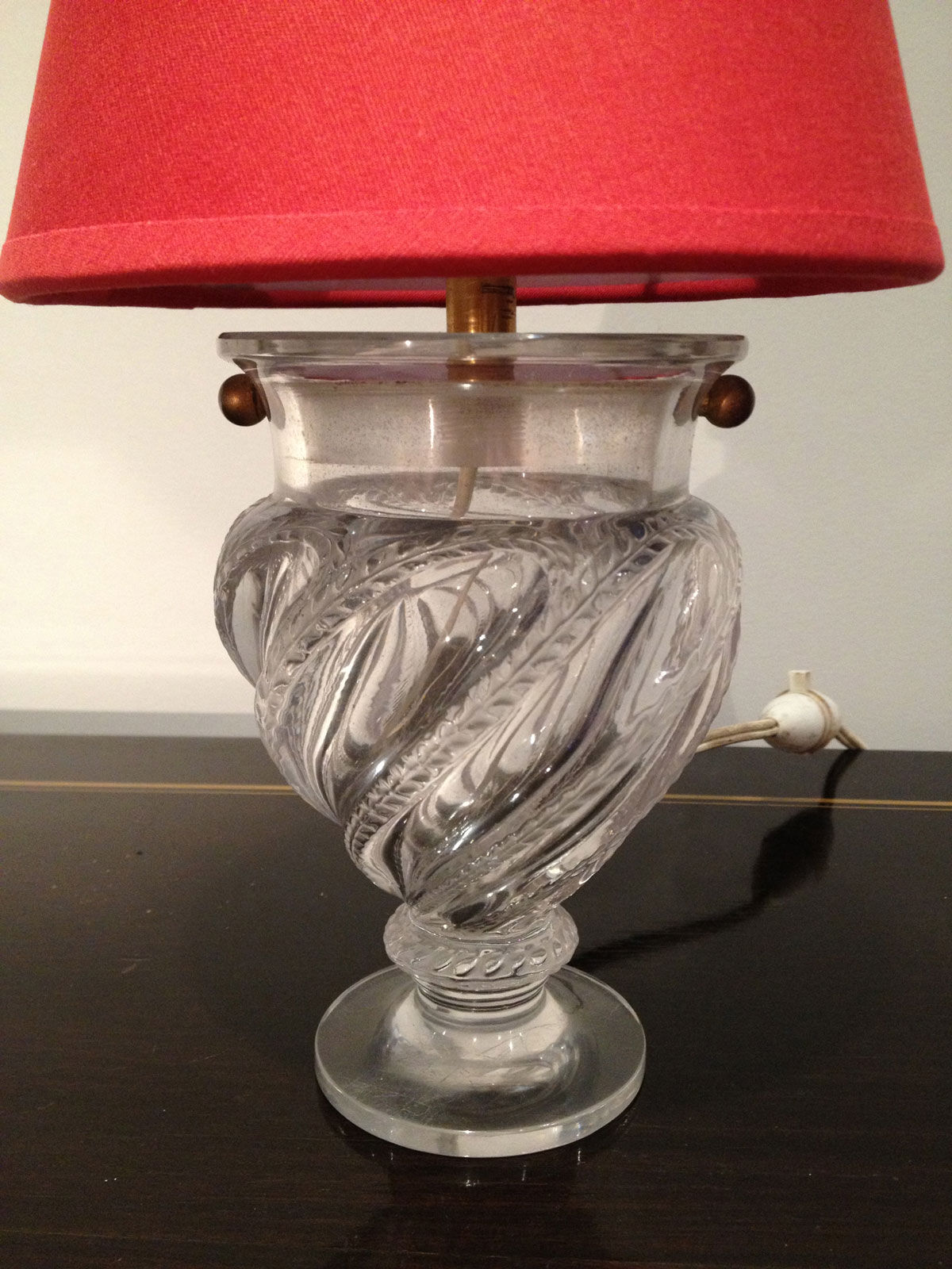 Petite lampe en verre. Vers 1940