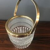 Bucket has golden ice val saint Lambert