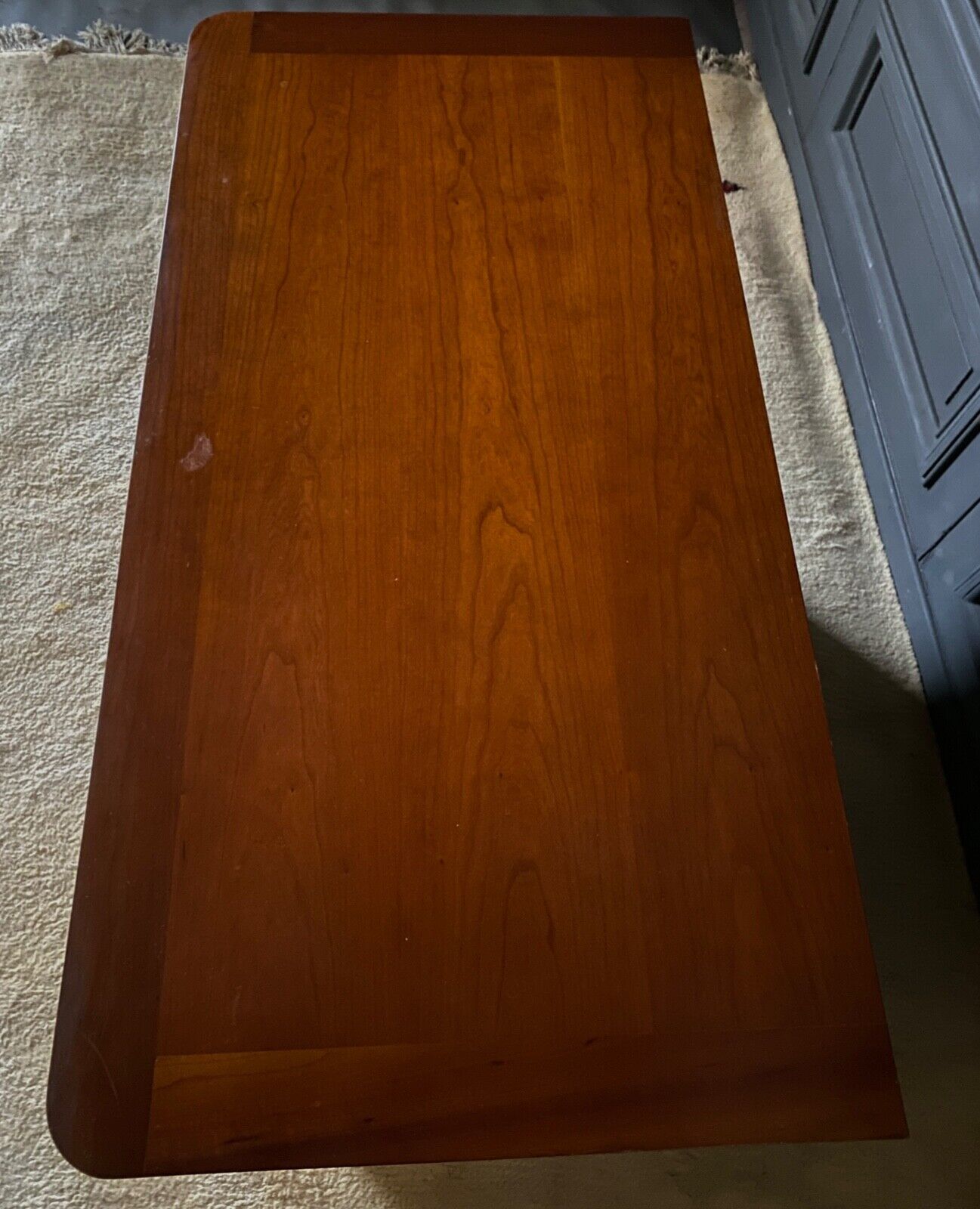 Commode en merisier 3 tiroirs XXe style Louis Philippe