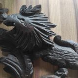 Large carved wooden decoration with dragon motifs / pediment / ornament