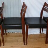 Suite of 4 Italian chairs