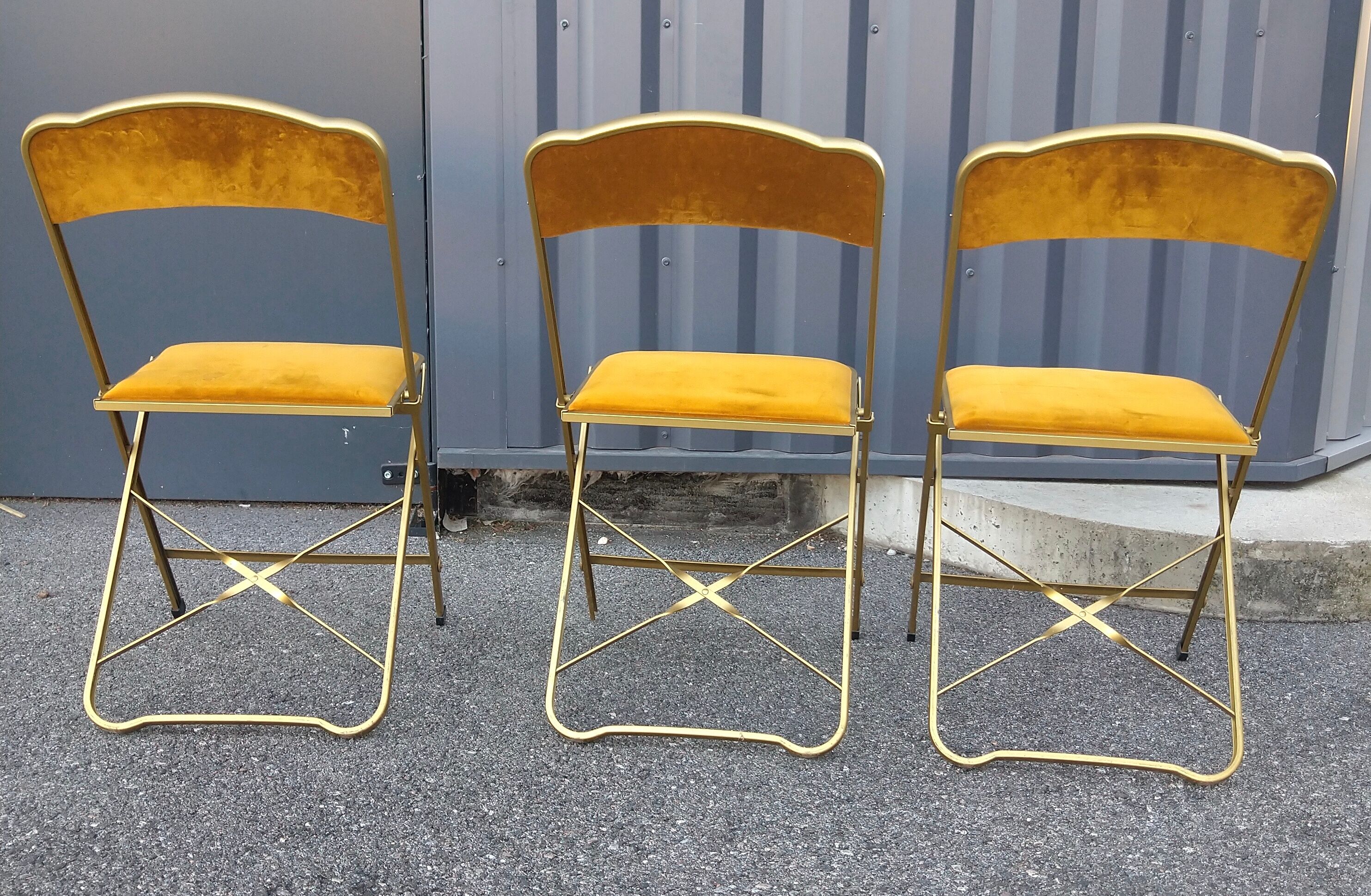 Vintage folding chair