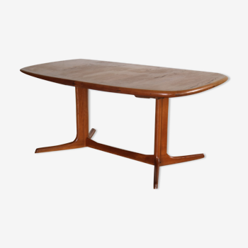 Vintage extandable dining table by dyrlund