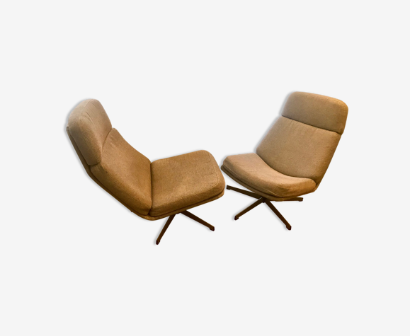 Paire de fauteuils et ottomans Gillis lundgren 1990