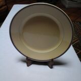 8 louvois flat plates / Wolf Mill