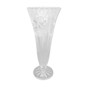 Vase en cristal taillé