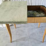Extendable table