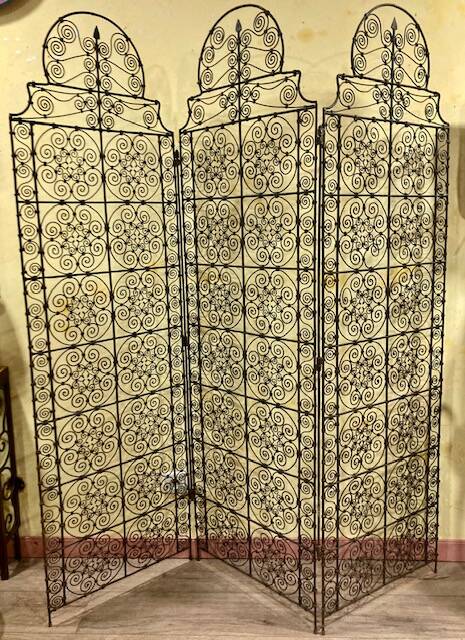 Wrought iron screen