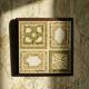 Vintage trivet in glazed ceramic and wood, circa 1960-1970.