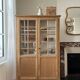 Armoire vitrée en chêne brut