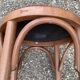 Lot de 7 tabourets de bar en bois courbé assise skaï rouge