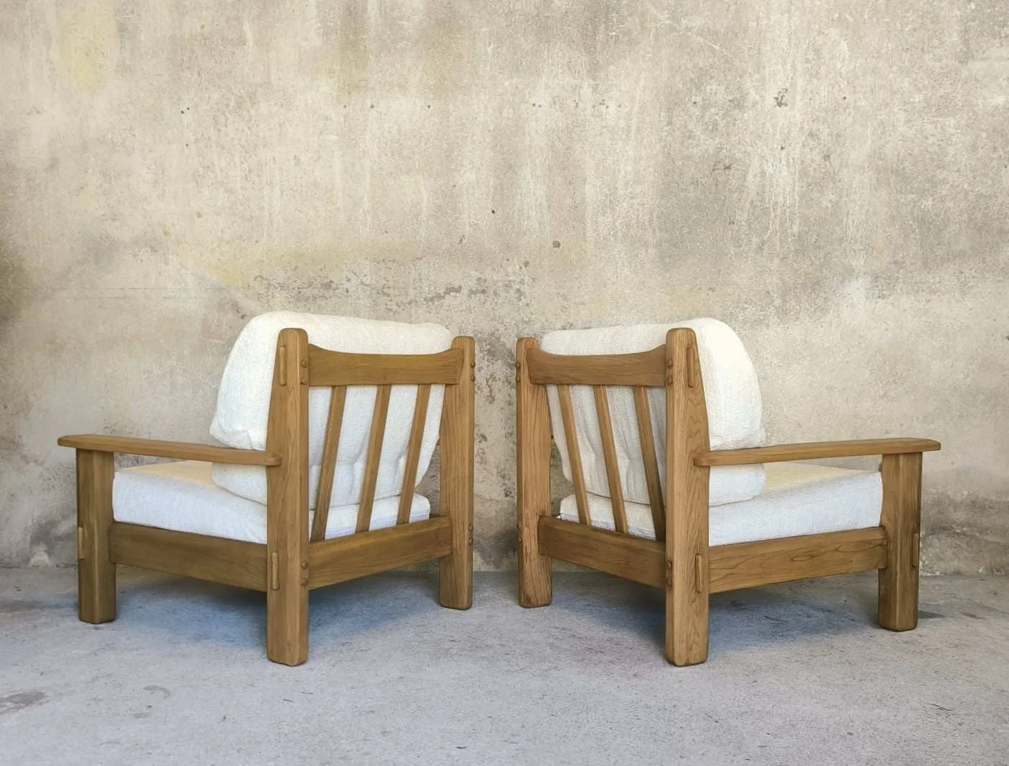 Paire de fauteuils vintage en orme massif