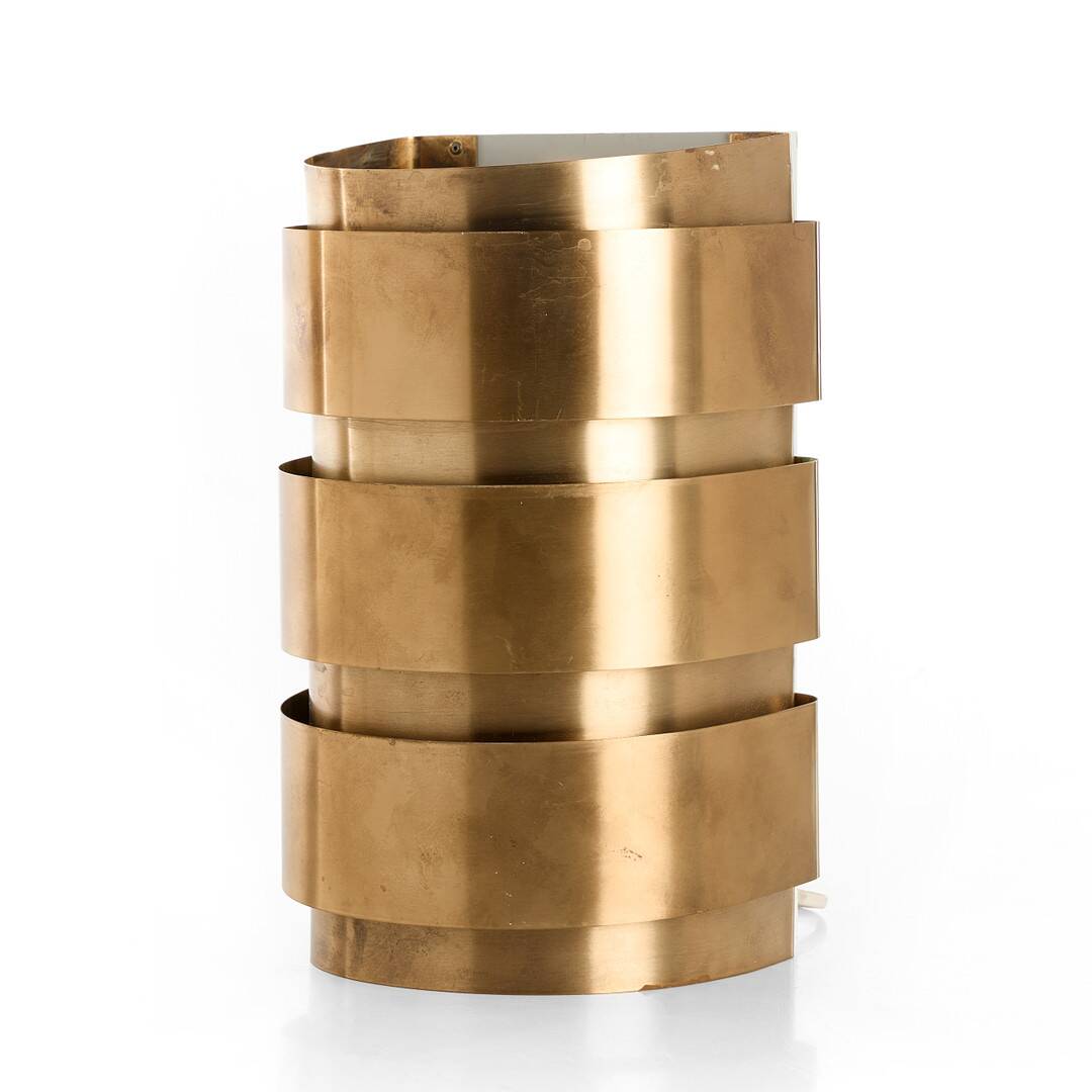 V155 brass wall lamp - design Hans-Agne Jakobsson