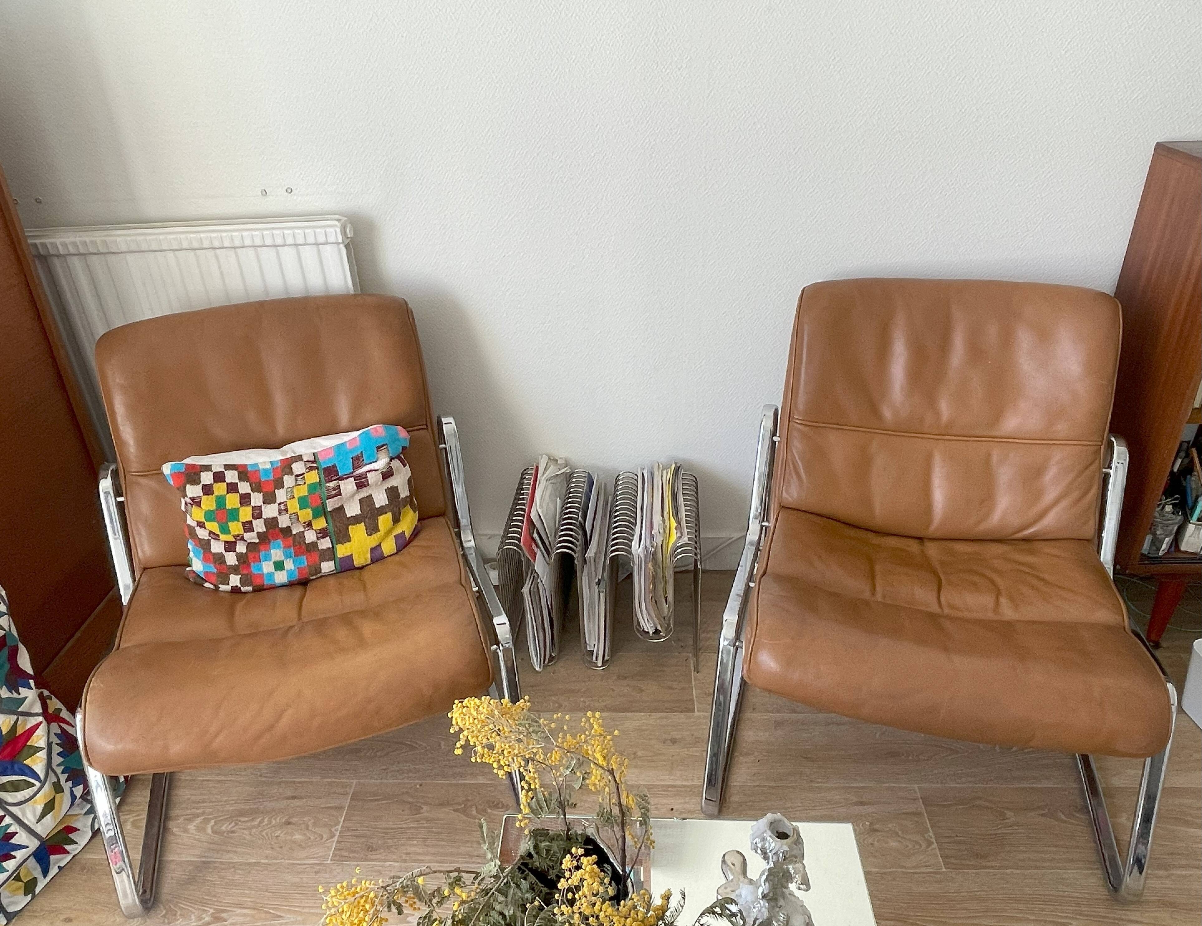 Superbe paires de chauffeuses scandinaves