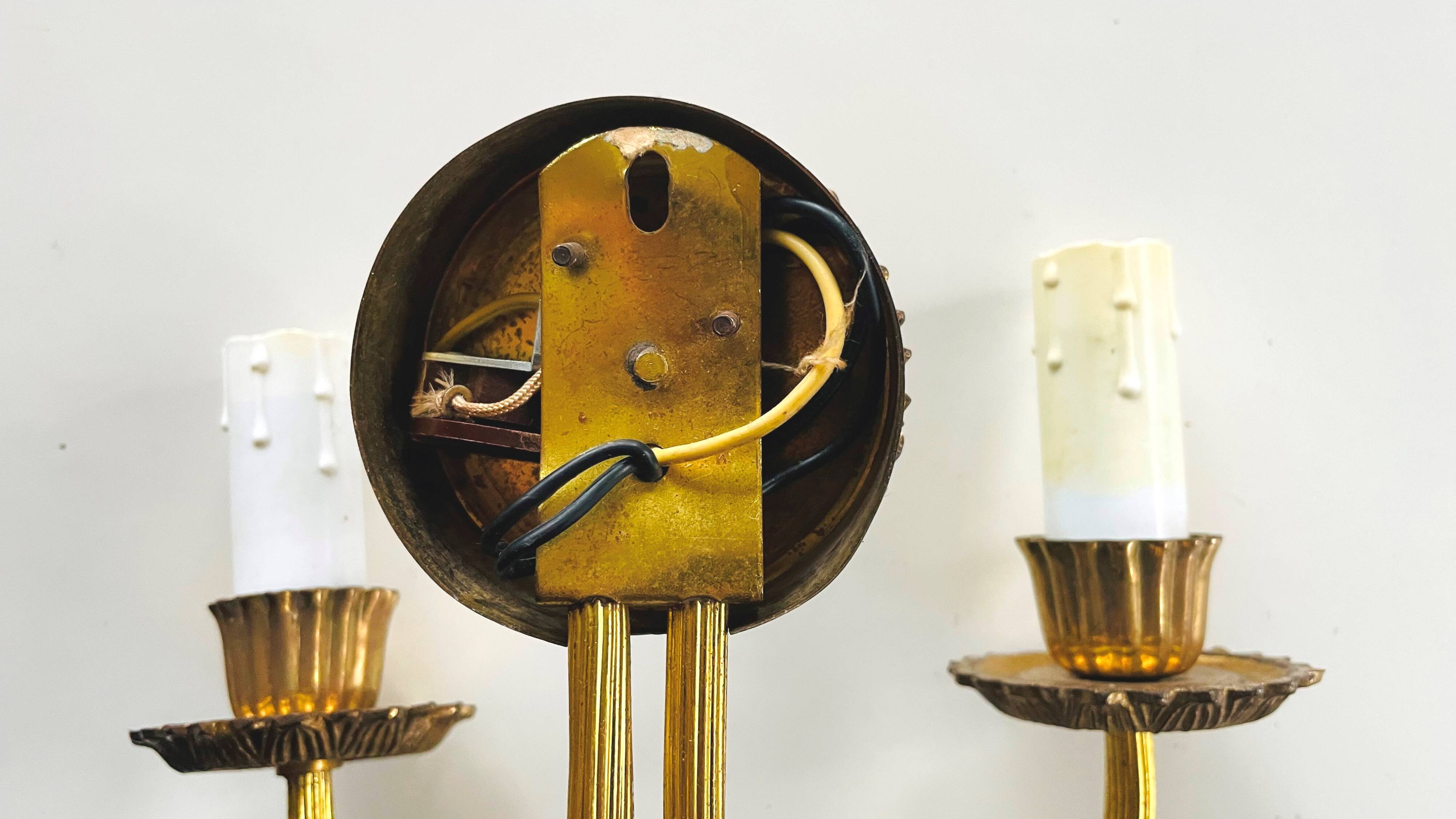 Pair of Louis XVI style wall lights. Vintage 50s