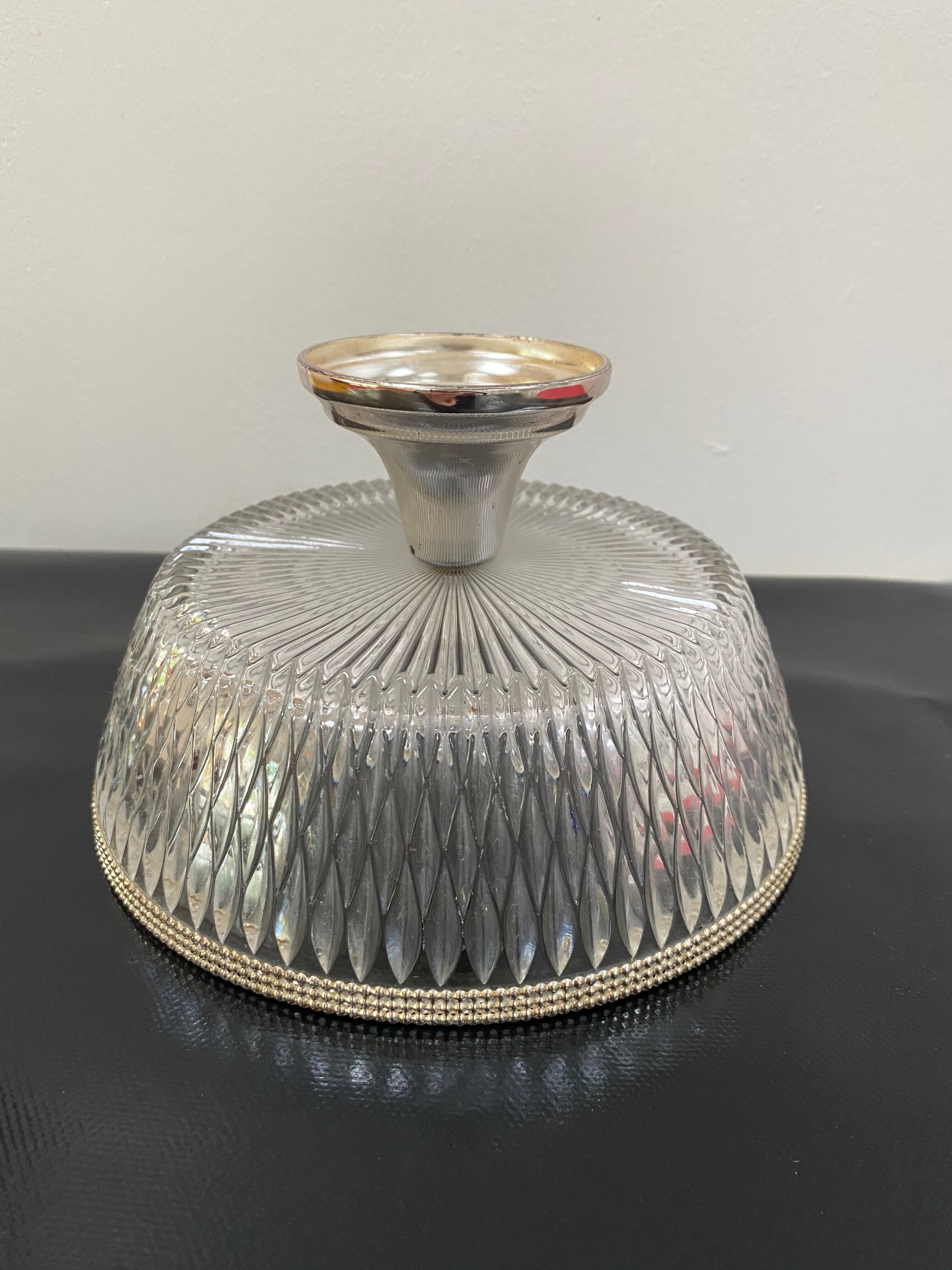 Art Deco glass cup with silver metal foot