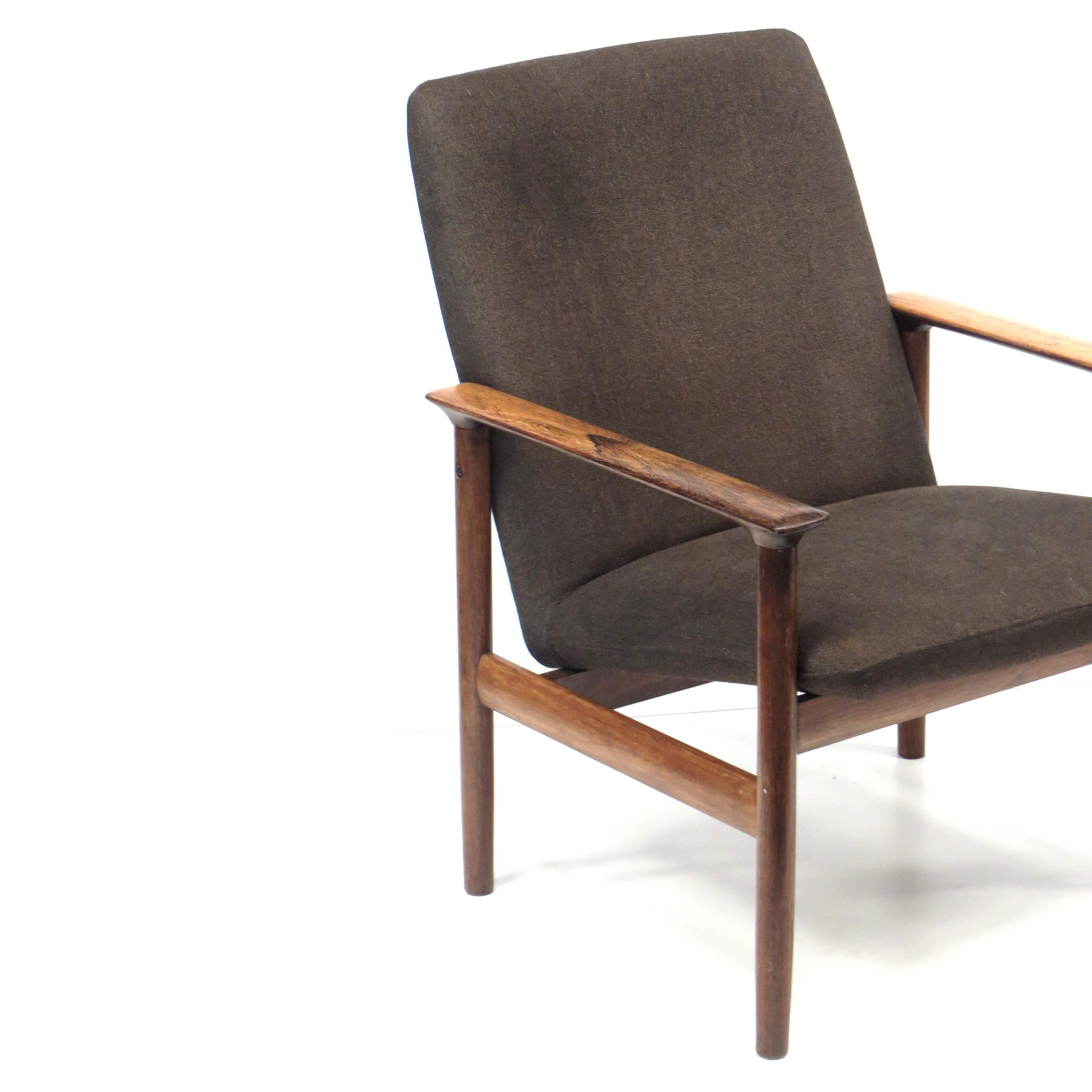 Pair of vintage armchair designed by Cor Bontenbal for Fristho in the 60s