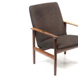 Pair of vintage armchair designed by Cor Bontenbal for Fristho in the 60s