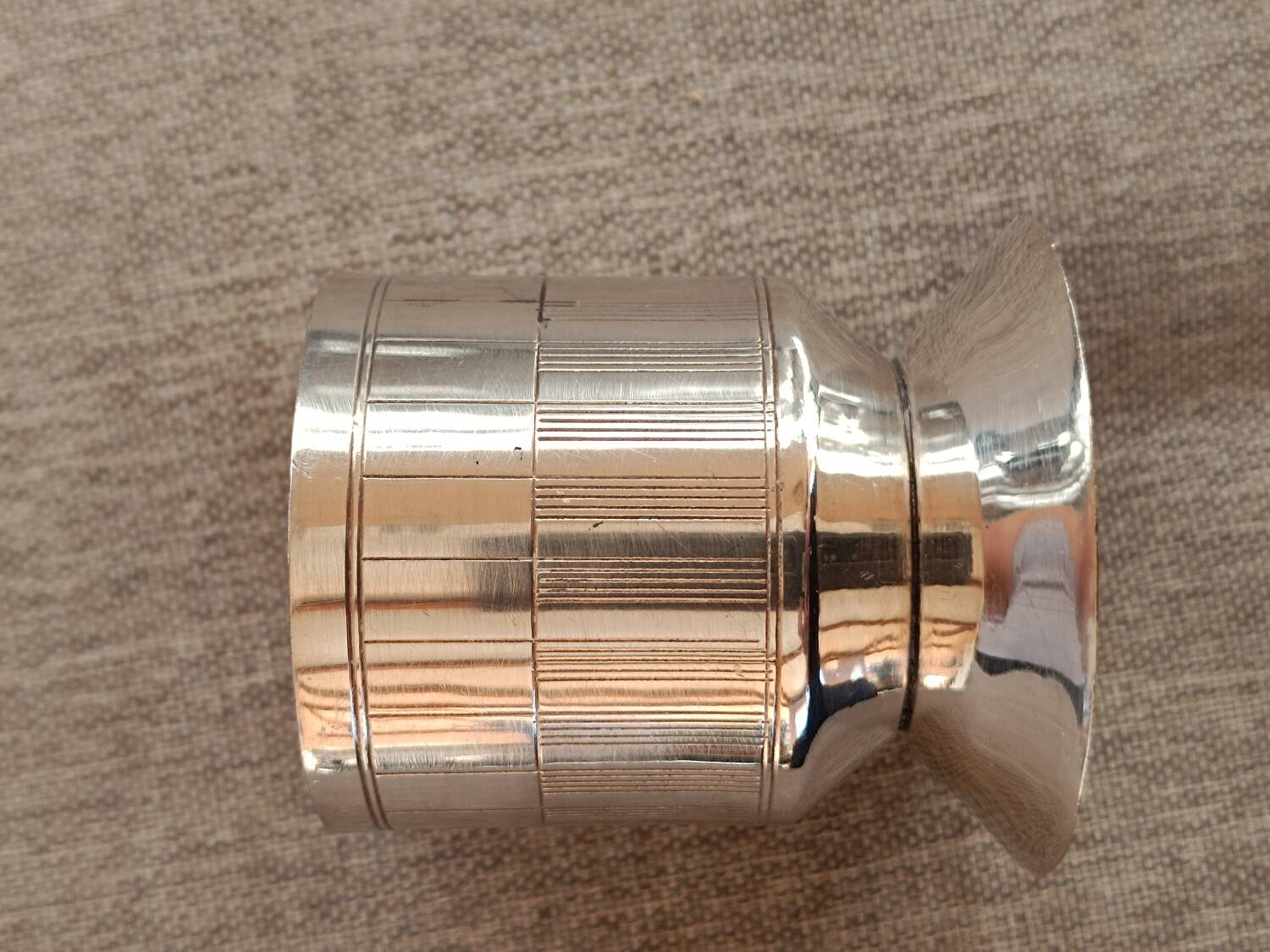 Set of 3 silver metal egg cups