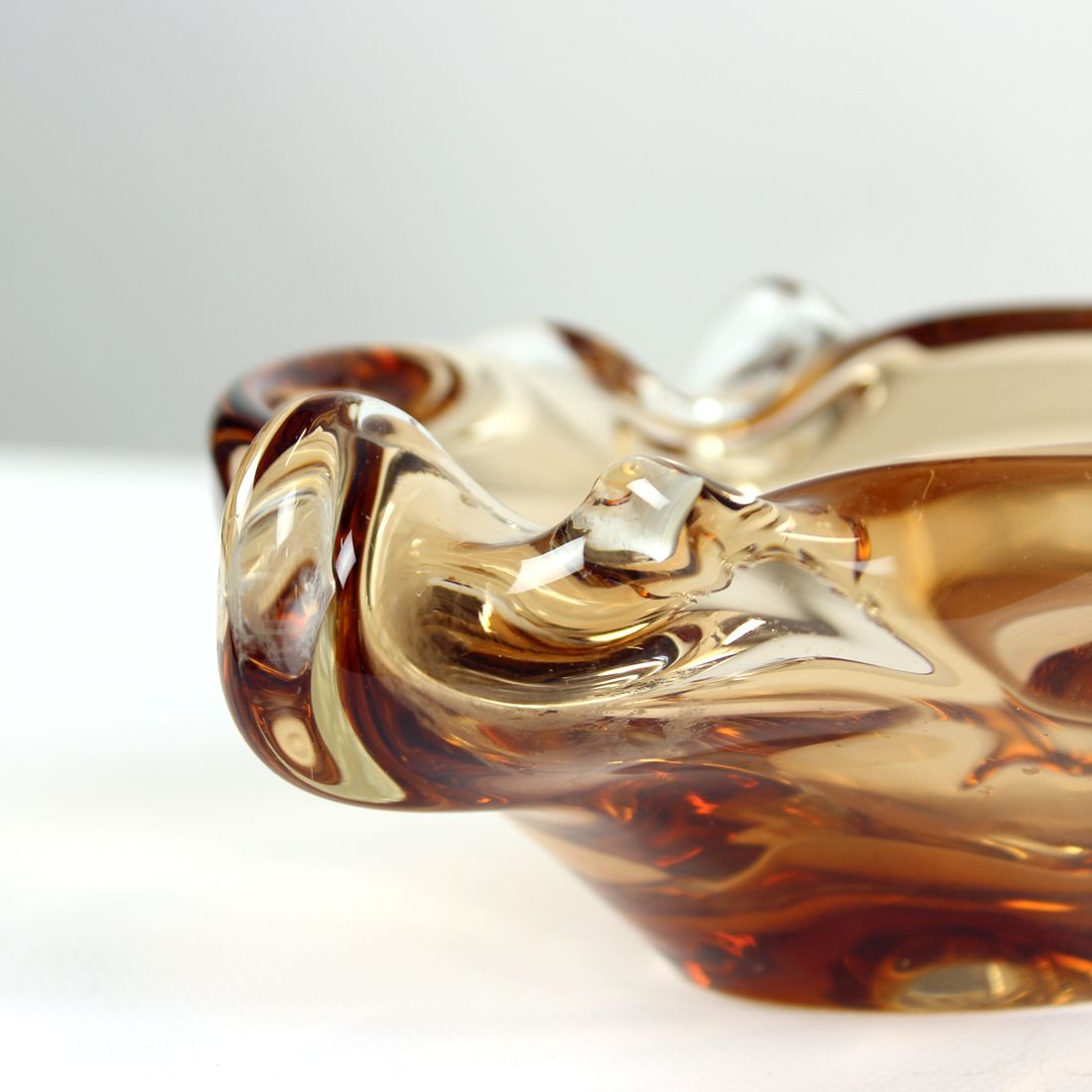 Art glass amber bowl by jan beranek for skrdlovice, czechoslovakia circa 1960