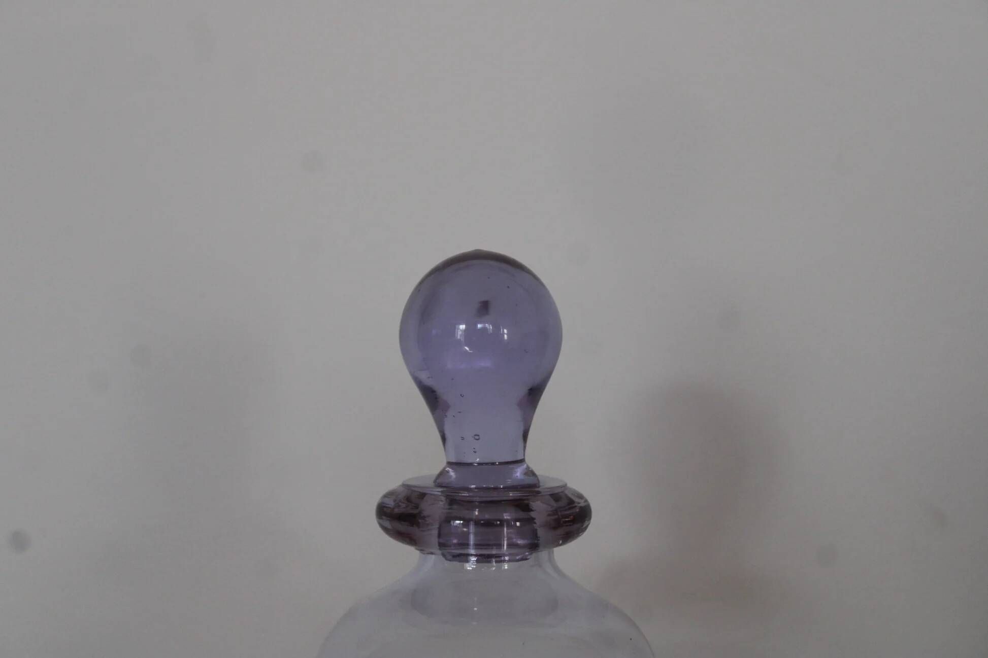 Vintage glass bottle in purple and transparent – Ball stopper – 21 cm
