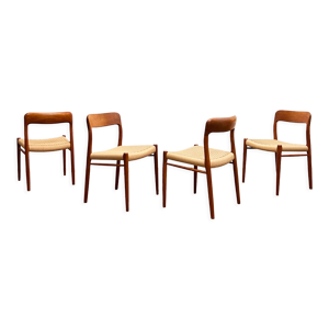Chaises modèle 75 par