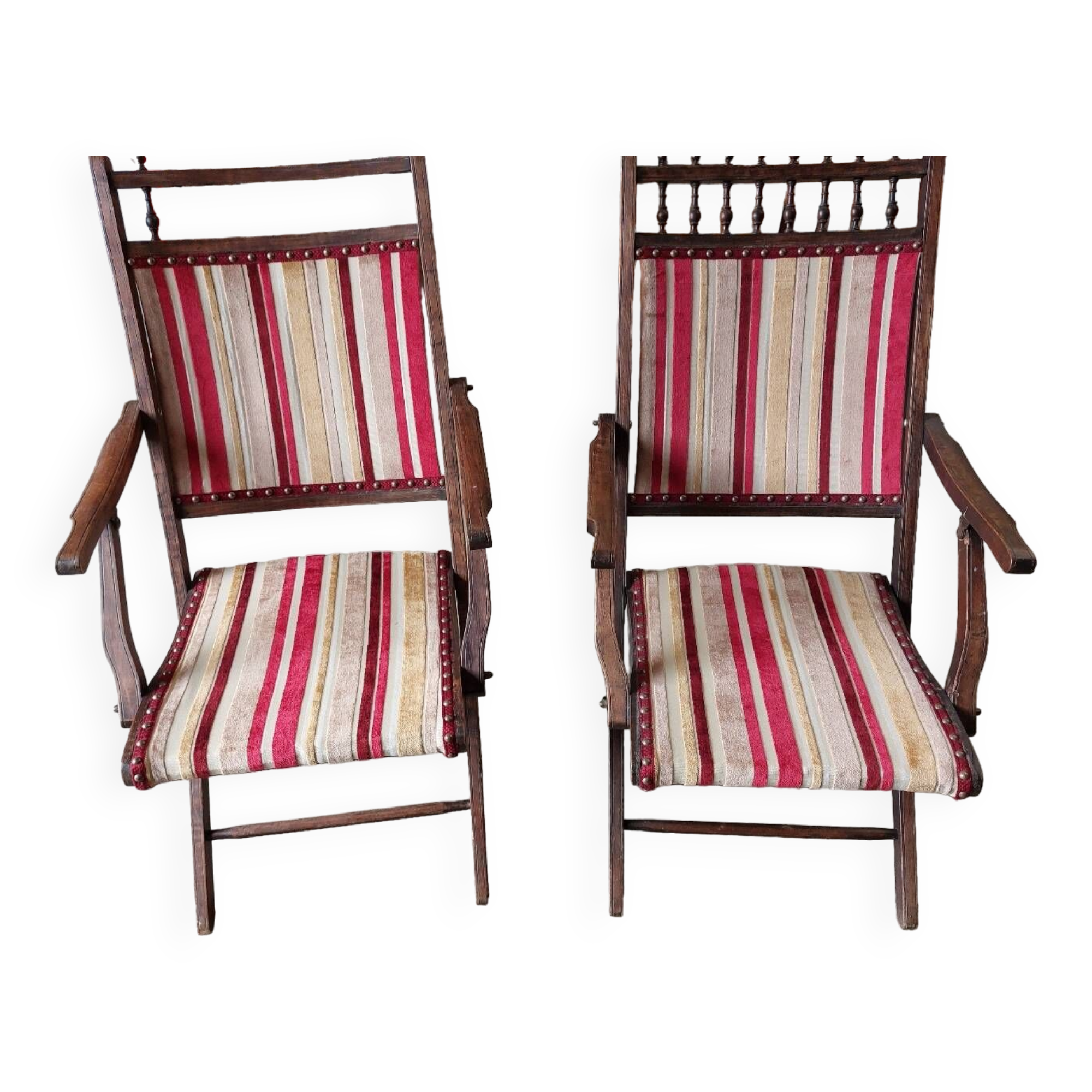 Set of 2 wooden folding chairs