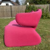 Jinn 2-seater sofa by Olivier Mourgue